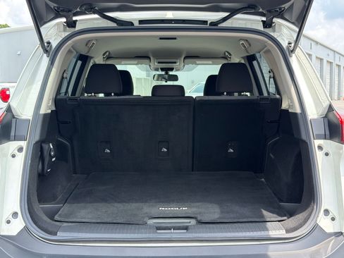 Used 2021 Nissan Rogue S FWD image 44