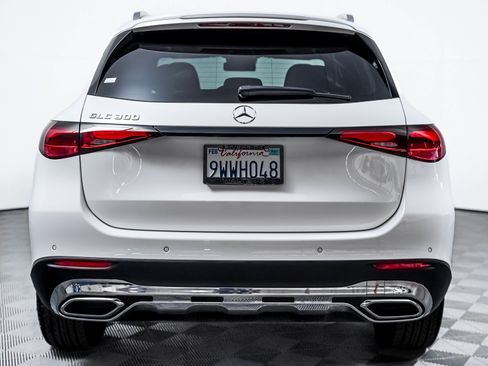 Certified 2026 Mercedes-Benz GLC 300 image 7