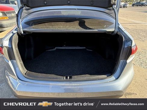 Used 2022 Toyota Corolla LE image 26