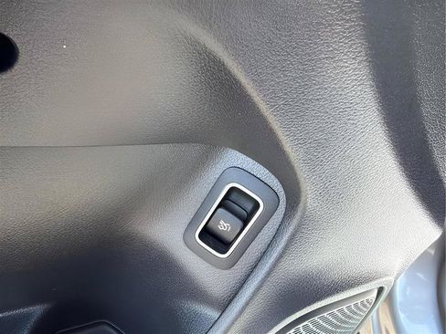 Used 2020 Mercedes-Benz CLA 250 image 22