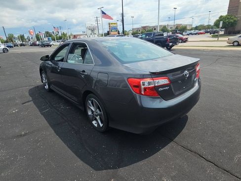 Used 2014 Toyota Camry SE FWD image 5