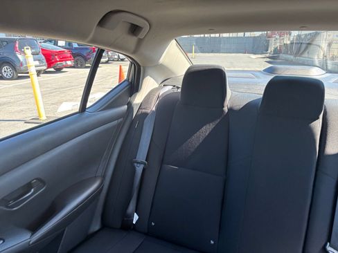 Used 2025 Nissan Sentra S FWD image 34