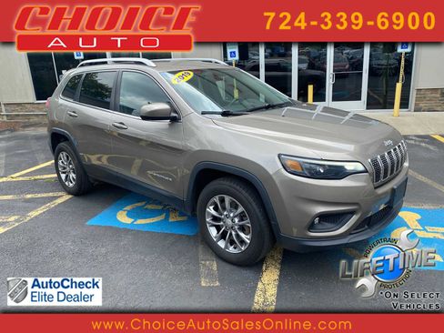 Used 2019 Jeep Cherokee Latitude Plus AWD/4WD image 1