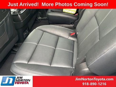 Used 2022 Kia Telluride EX w/ EX Premium Package image 10