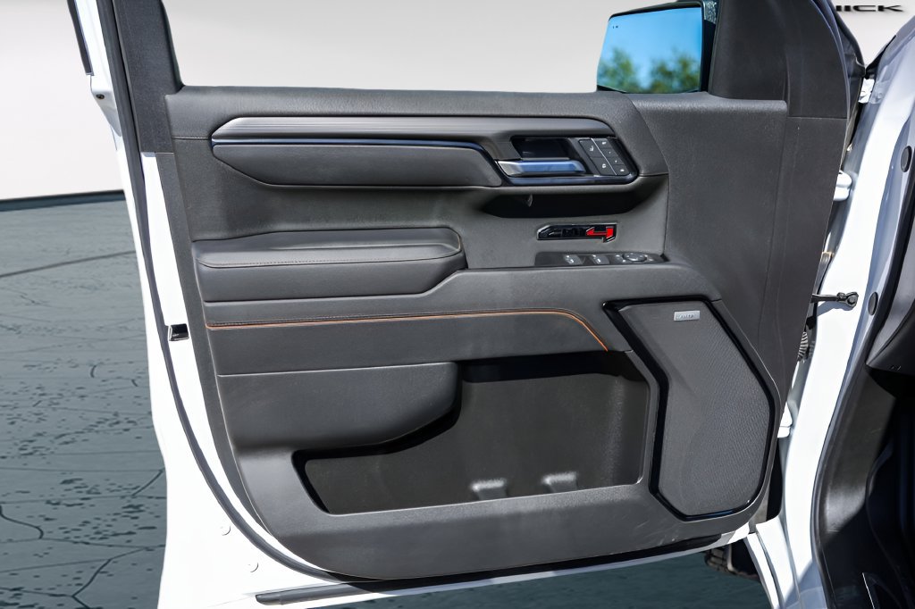Certified 2025 GMC Sierra 1500 AT4 AWD/4WD image 24