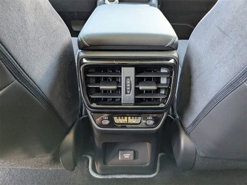 Used 2023 Lexus RZ 450e Premium image 4