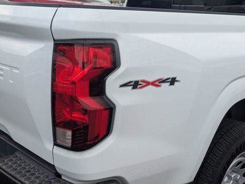 Used 2023 Chevrolet Colorado W/T w/ Safety Package AWD/4WD image 5
