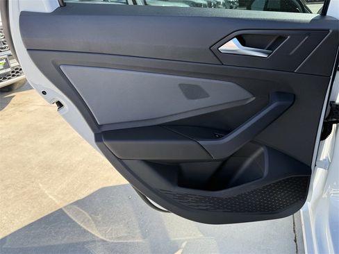 New 2026 Volkswagen Jetta SE image 23