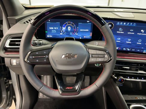 New 2026 Chevrolet Traverse RS image 16