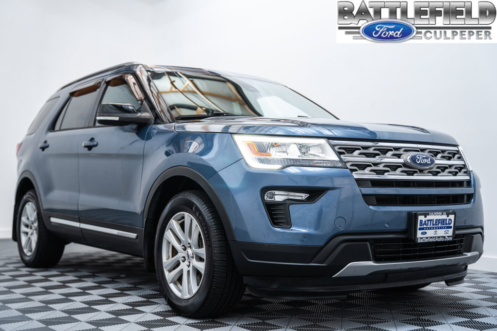 Used 2018 Ford Explorer XLT w/ Equipment Group 202A AWD/4WD image 1