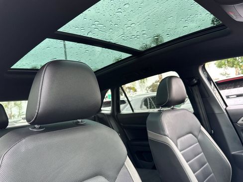 Used 2020 Volkswagen Atlas Cross Sport SEL Premium R-Line image 17