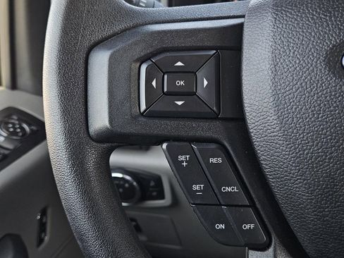 Used 2020 Ford F150 XLT image 11