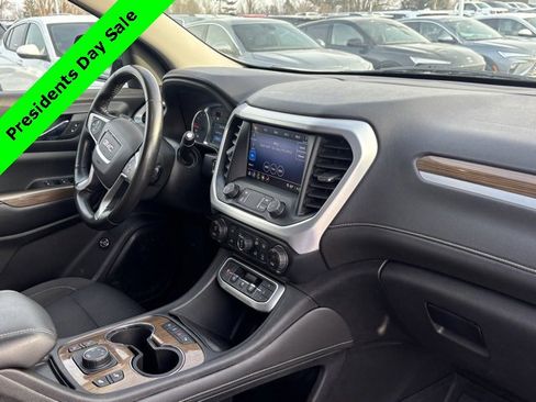 Used 2020 GMC Acadia SLE w/ Driver Convenience Package image 15