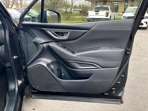 Used 2022 Subaru Forester Premium AWD/4WD image 20