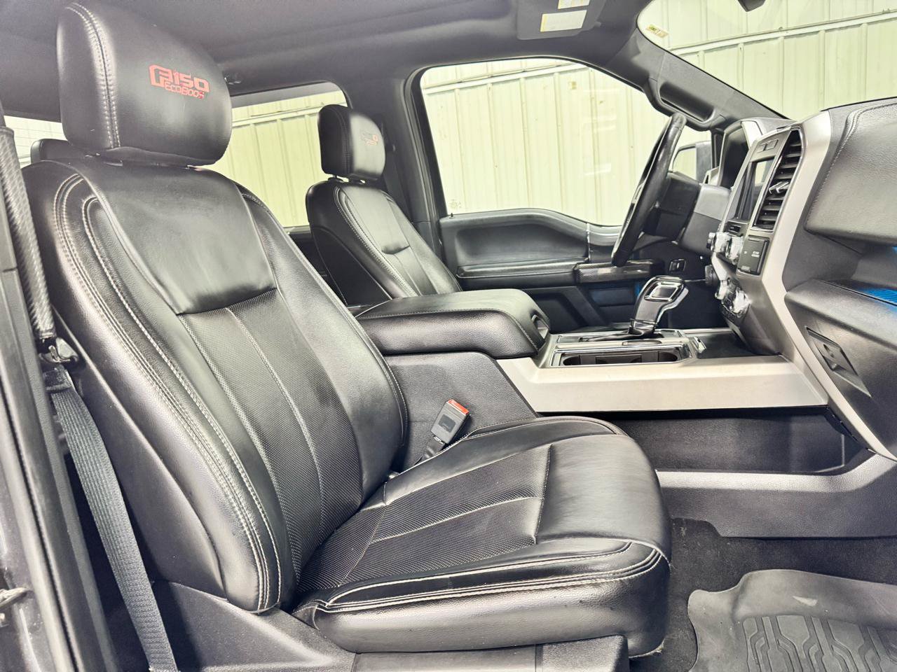 Used 2019 Ford F150 Lariat w/ Equipment Group 502A Luxury AWD/4WD image 12