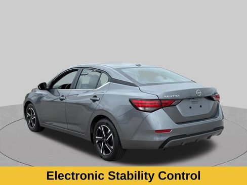 Used 2024 Nissan Sentra SV FWD image 8