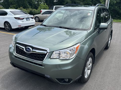 Used 2016 Subaru Forester 2.5i Premium AWD/4WD image 5