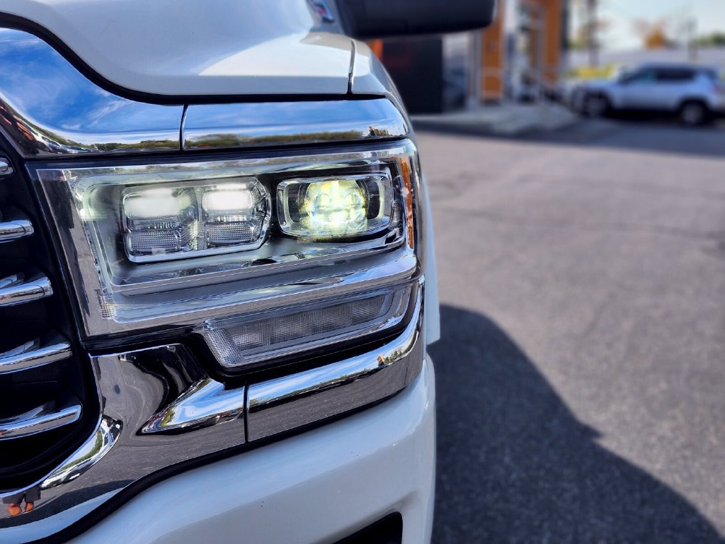 Used 2024 RAM 2500 Limited AWD/4WD image 10