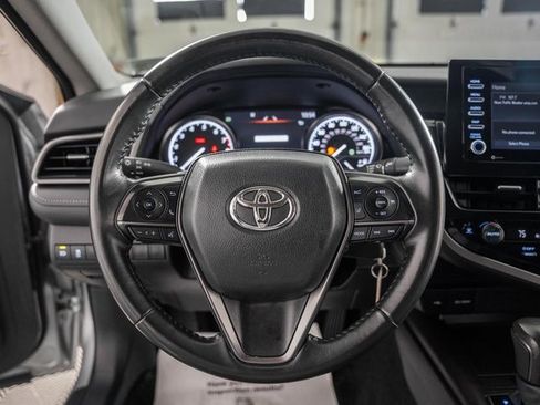 Used 2024 Toyota Camry SE image 26