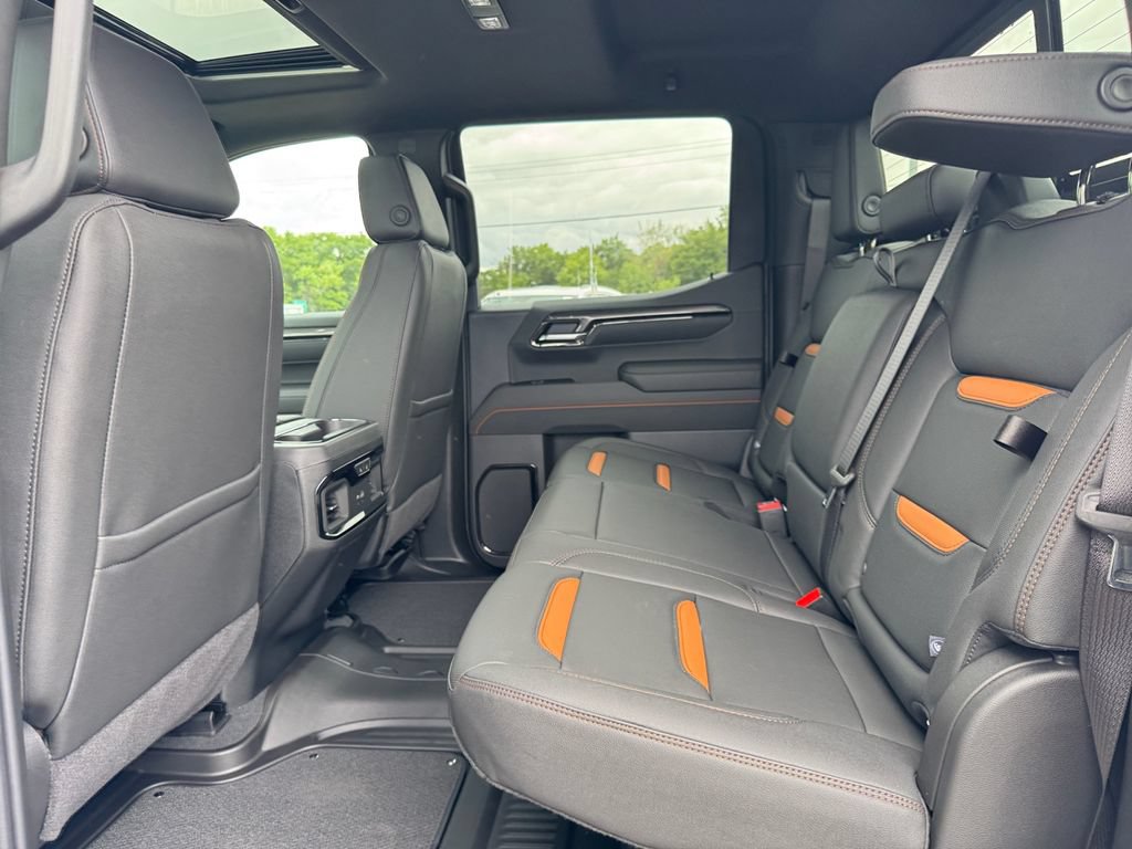 New 2026 GMC Sierra 1500 AT4 w/ Technology Package AWD/4WD image 19