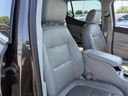 Used 2020 GMC Acadia SLT FWD image 12