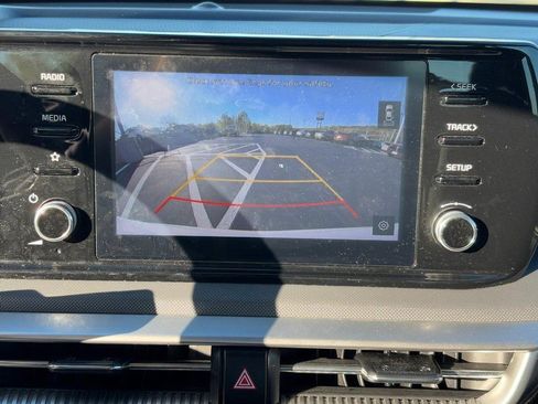 Used 2023 Kia K5 LXS image 21