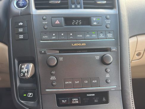 Used 2010 Lexus HS 250h Premium image 27