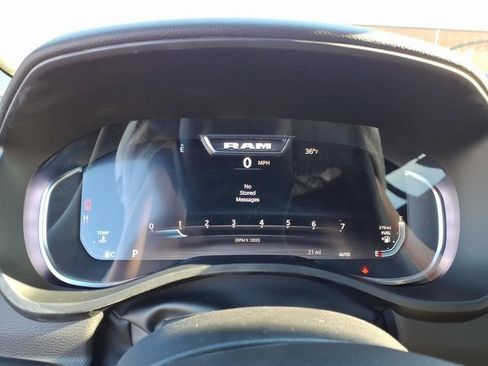 New 2026 RAM 1500 4x4 Crew Cab image 15