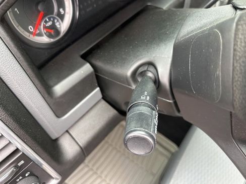 Used 2018 RAM 2500 SLT image 30