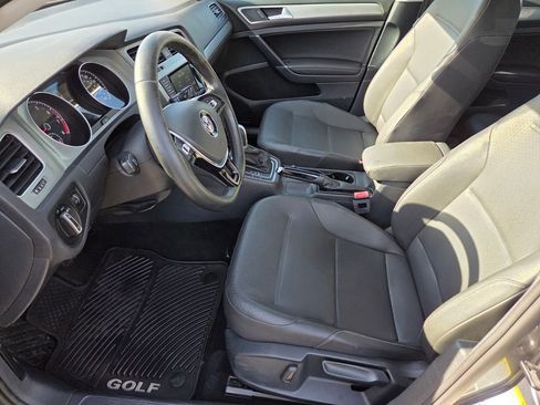 Used 2015 Volkswagen Golf S FWD image 13