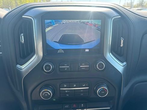 Used 2023 Chevrolet Silverado 2500 LT AWD/4WD image 15
