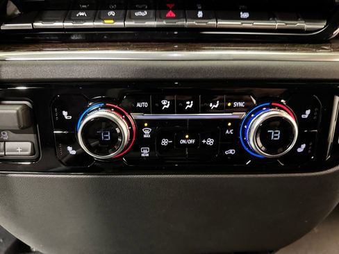New 2026 GMC Sierra 1500 Elevation w/ Elevation Select Package AWD/4WD image 13