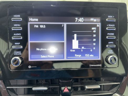 Used 2024 Toyota Camry SE image 21