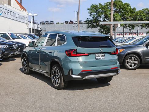 Used 2026 BMW X1 xDrive28i image 4