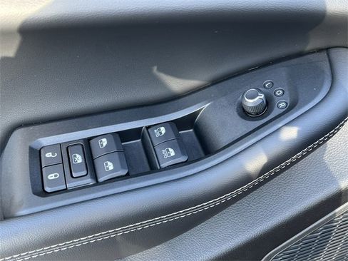 Certified 2023 Jeep Grand Cherokee Altitude image 14