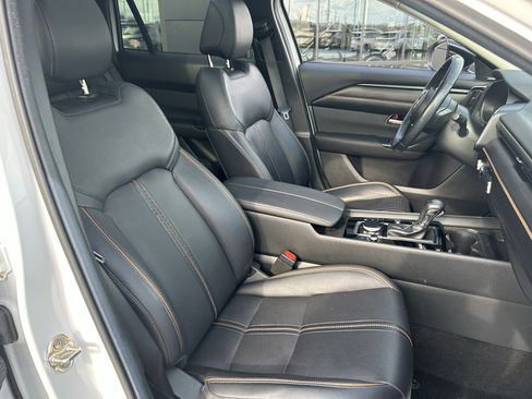 Used 2024 MAZDA CX-50 AWD 2.5 S w/ Cargo Package image 27