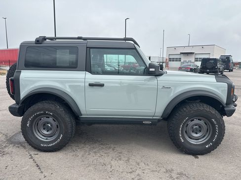 Used 2022 Ford Bronco Badlands image 6