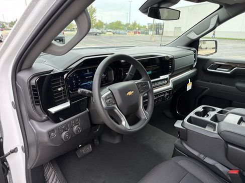 New 2026 Chevrolet Silverado 1500 LT w/ Safety Package AWD/4WD image 14