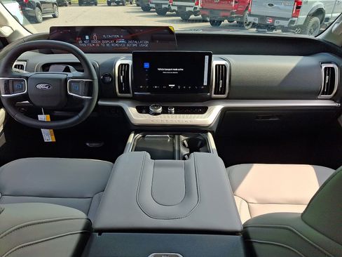 New 2027 Ford Expedition Active AWD/4WD image 8