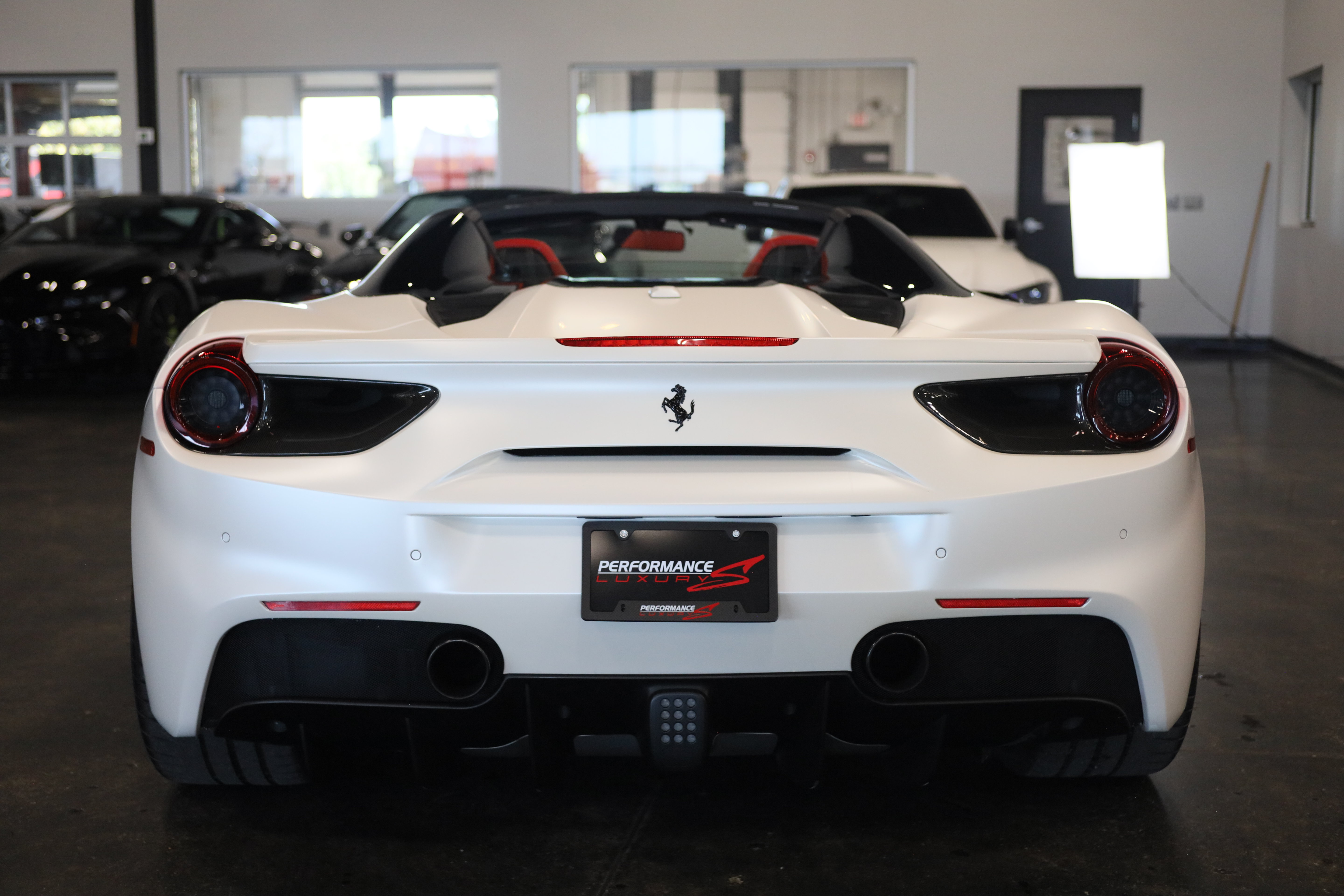 Used 2018 Ferrari 488 Spider RWD image 5
