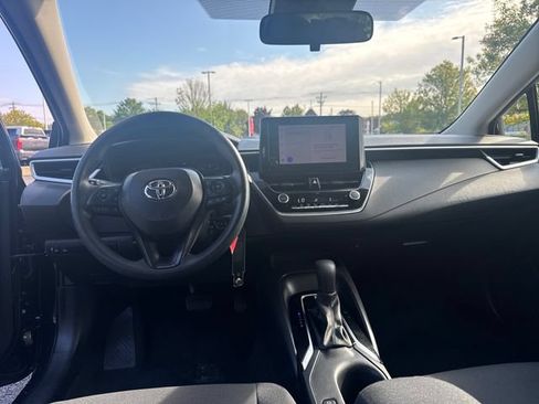Used 2023 Toyota Corolla LE FWD image 23