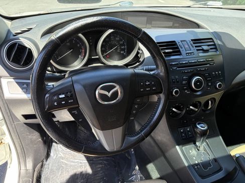 Used 2012 MAZDA MAZDA3 i Grand Touring w/ Tech Pkg FWD image 12