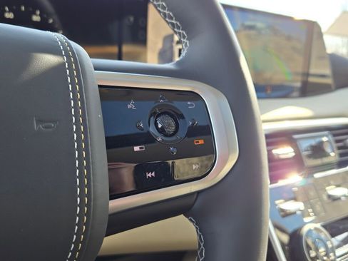 New 2026 Nissan Armada Platinum Reserve w/ Accent Package image 32