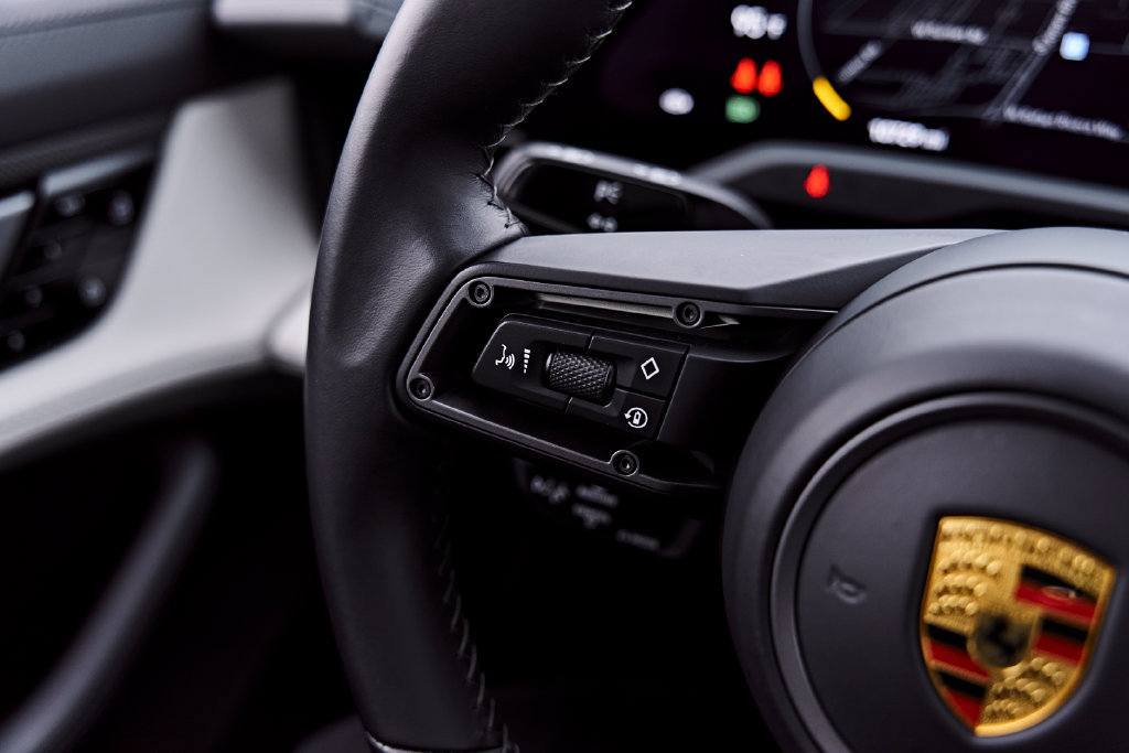 Used 2021 Porsche Taycan Turbo S AWD/4WD image 64