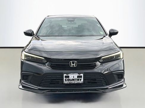 Used 2023 Honda Civic Sport image 2