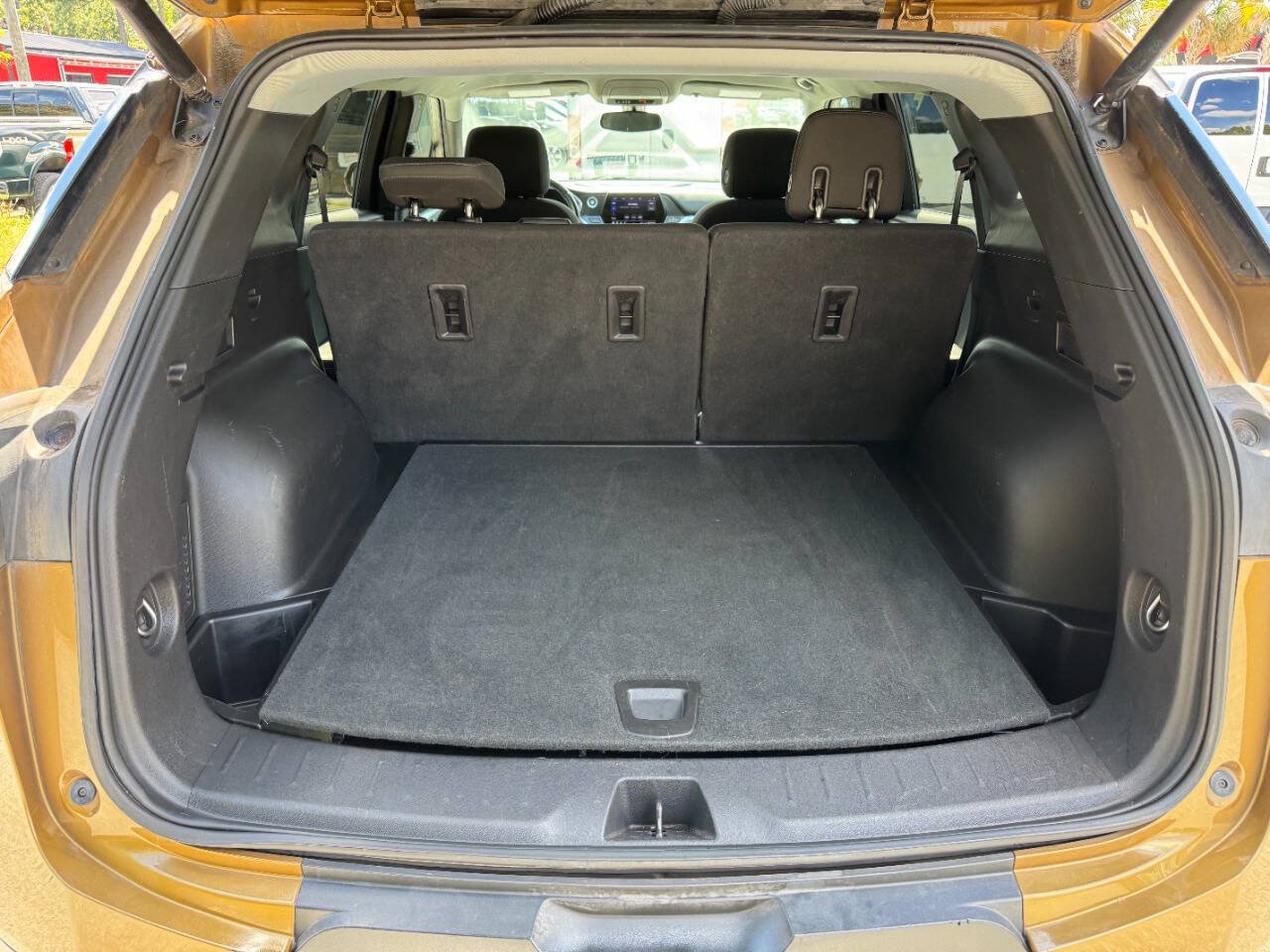 Used 2019 Chevrolet Blazer LT FWD image 13
