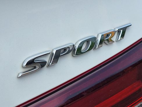 Used 2025 Honda Civic Sport image 12