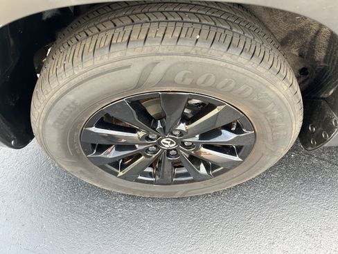 Certified 2025 MAZDA CX-50 AWD 2.5 S w/ Select Package image 45