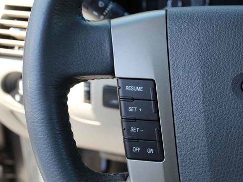 Used 2009 Ford Flex Limited image 16