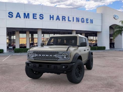 New 2026 Ford Bronco Badlands AWD/4WD image 2
